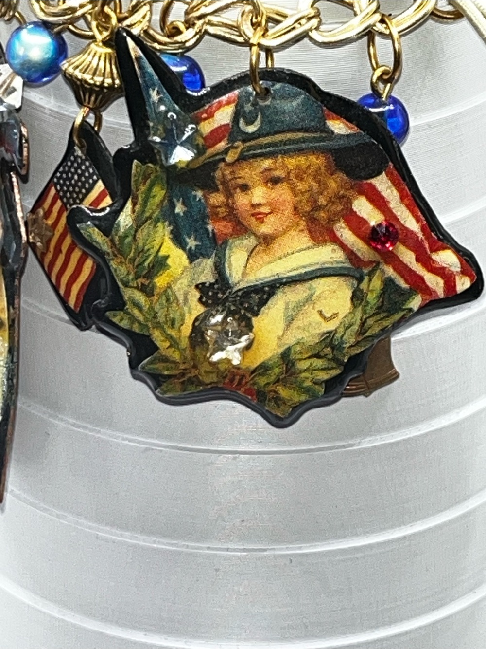 RARE!! Designs From The Deep decoupage Patriotic Americana Charm Bracelet - Picture 9 of 16